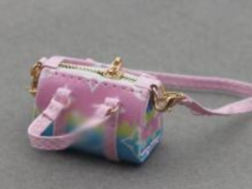 Labubus and accesories